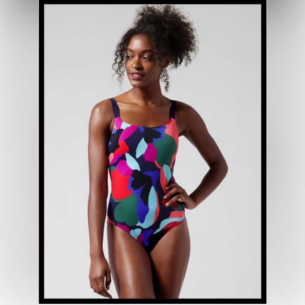 Athleta Hermosa Printed One-Piece Swimsuit size M/T